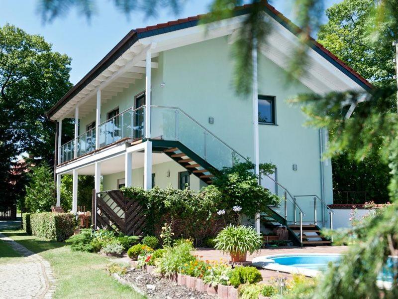 Pension Am Hasenberg Markische Heide エクステリア 写真